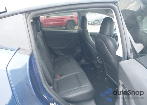 2020 Tesla Model Y Long Range Dual Motor All-Wheel Drive/Performance Dual Motor All-Wheel Drive from USA, damaged, VIN 5YJYGDEF3LF039058